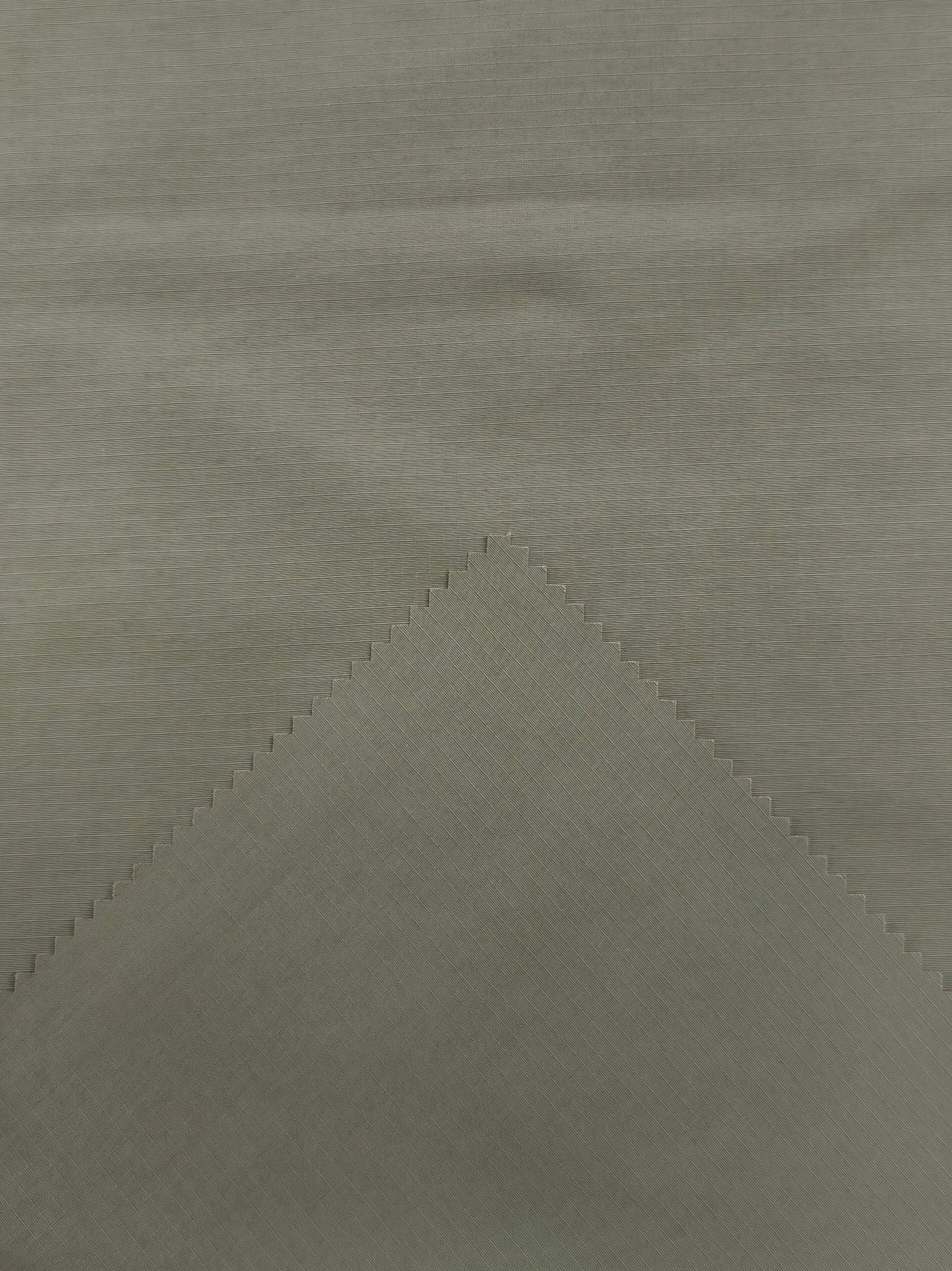 260T Tasilon Grid Nylon Fabric, 120–130 GSM, 150 cm Wide - Image 6