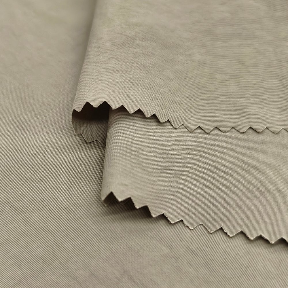 Shaoxing Yuyuan 100% Nylon 109GSM Water Resistant Stretch Fabric Anti-Pill Quick-Dry Breathable Anti-Pull for Garment Sportswear - Image 3